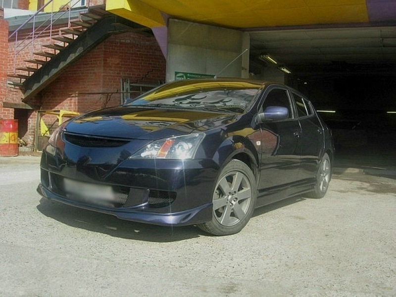 Toyota Will VS